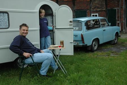 Trabant Club Sputnik: Thomas Wentker und Sohn Julian