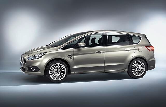Je nach Sitzkonfiguration bietet der Kofferraum des Ford S-Max Platz für 285 bis 2.020 Liter Gepäck