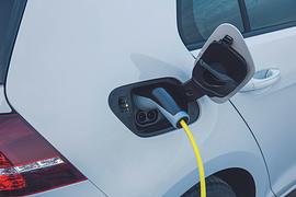 E-Auto-Prämie -  Mit Geld und guten Worten