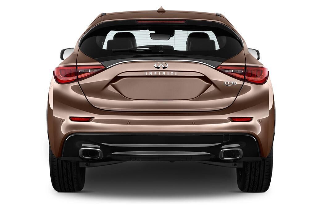 Infiniti Q30 (Baujahr 2016) Premium 5 Türen Heckansicht