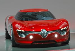 Elektroautos auf dem Pariser Salon - Ladehemmung
