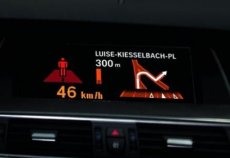 BMW Fußgängererkennung mit Notbremsung