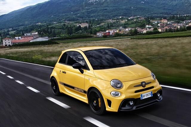 . Je nach Stand des Bankkontos können Abarth-Kunden unter drei Leistungsstufen wählen