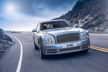 Bentley Mulsanne - Nobel geliftet (Vorabbericht) Bentley Mulsanne - Nobel geliftet (Vorabbericht)