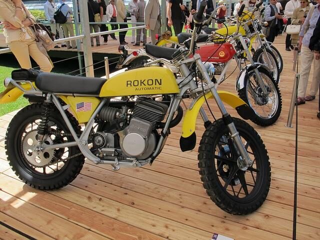 Als finanzielles Desaster stellte sich für Hersteller Rokon (USA) das 1973 gebaute Modell RT 340 heraus. Es besaß einen Starter mit Seilzug für den 345 ccm Sachs-Einzylinder, ähnlich dem einer...