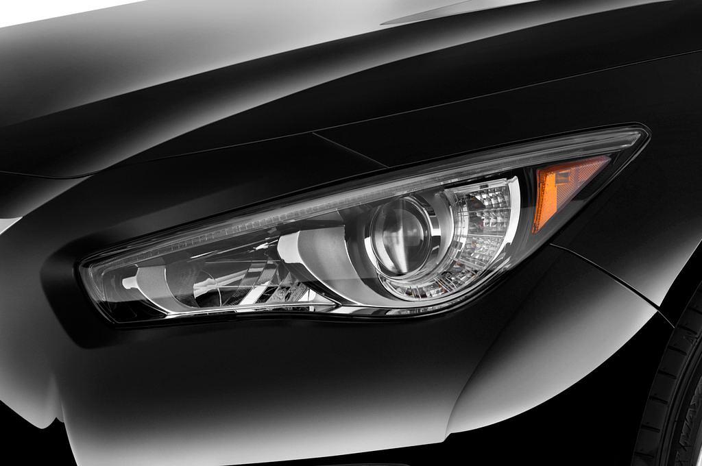 Infiniti Q50 (Baujahr 2015) Sport 4 Türen Scheinwerfer