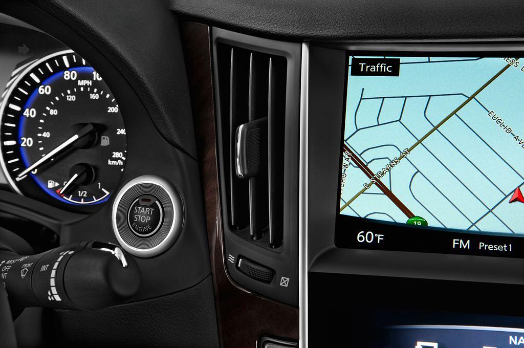 Infiniti Q50 Hybrid (Baujahr 2014) Hybrid 4 Türen Lüftung