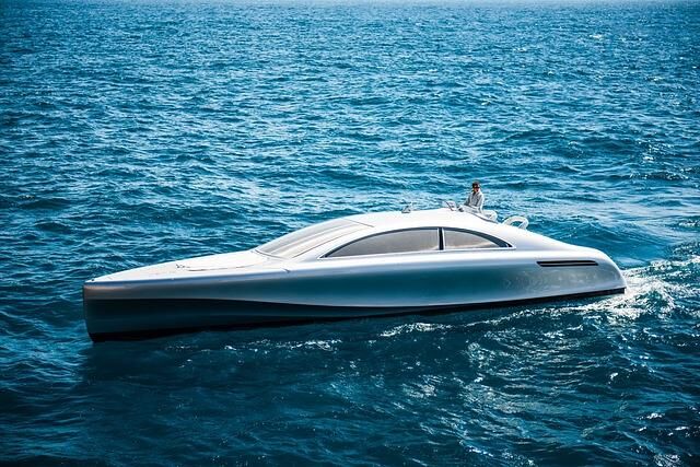 Arrow460-Granturismo  - Mega-Yacht mit Mercedes-Genen