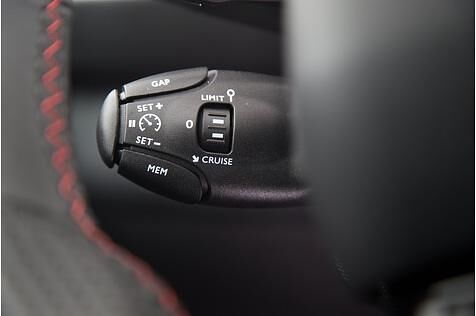 Peugeot 308 SW Blue HDI 130 - auf Wunsch mit Abstandstempomat