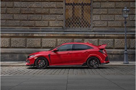 Honda Civic Type R ist 4,56 Meter lang
