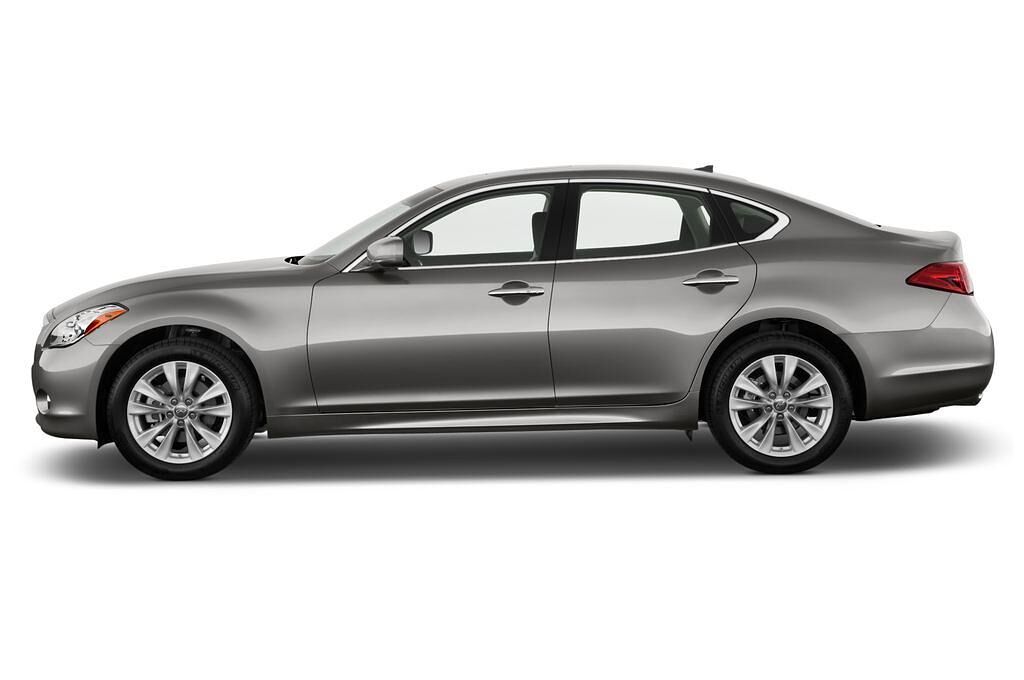 Infiniti Q70 (Baujahr 2014) 3.7 V6 7AT 4 Türen Seitenansicht