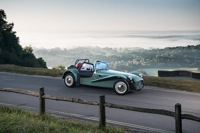 Nur 60 Fahrzeuge will Caterham vom Seven Sprint bauen
