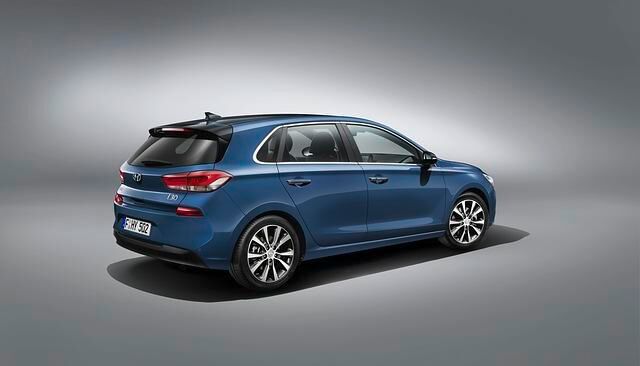 Mit einem ausgewogenen, eleganten Design und einer Mischung aus Sportlichkeit und Alltagstauglichkeit soll der neue i30 punkten