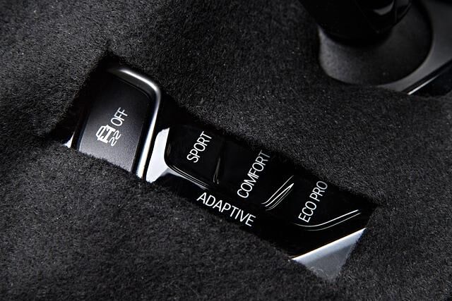 Der Fahrer kann zwischen mehreren Fahrprogrammen wählen