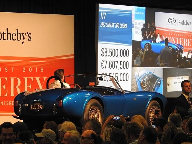Auch eine unwiederbringliche Gelegenheit ist die versteigerte Shelby Cobra – die erste die jemals gebaut wurde. Sie erzielte mit 13,75 Millionen Dollar den Rekord für ein amerikanisches Fahrzeug