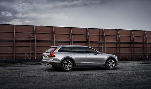 Volvo V90 Cross Country  - Mehr Druck mit Polestar