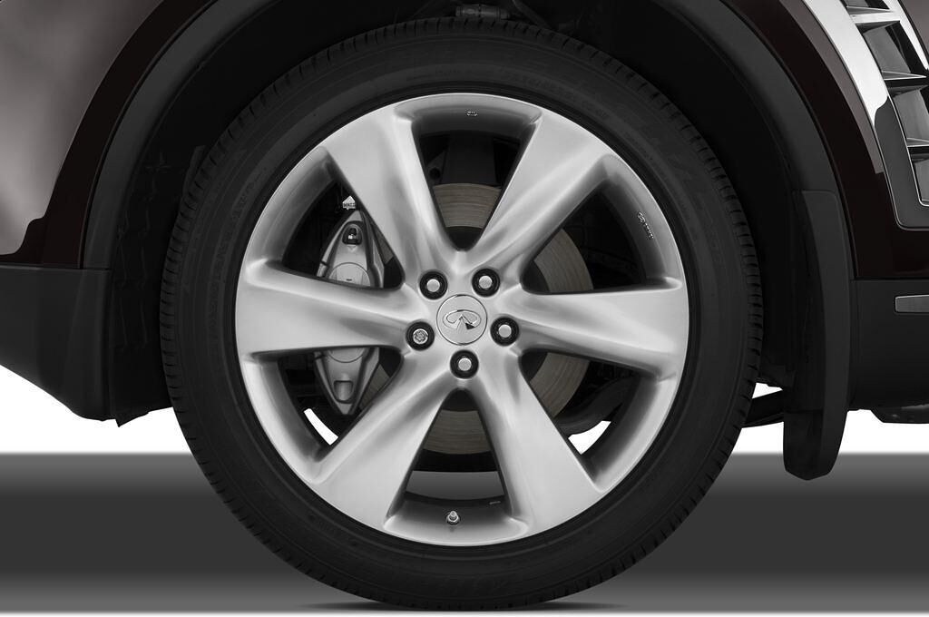 Infiniti FX (Baujahr 2010) S Premium 5 Türen Reifen und Felge