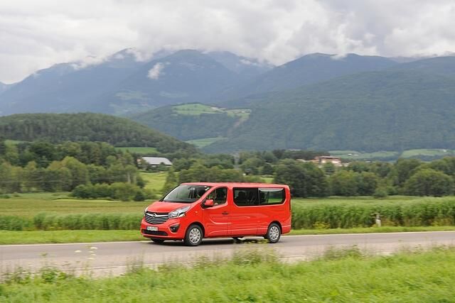 Dass man mit dem Vivaro ein ganzes Museum Transportieren kann, steht ohnehin außer Frage