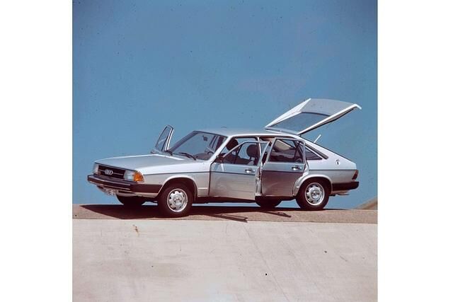 Audi 100 L Avant 5E mit Fünfzylindermotor ab 1977