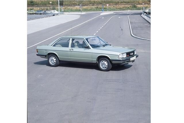 Audi 100 GL 5E zweitürige Limousine Modelljahr 1980