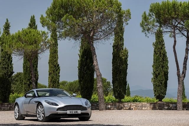 Der Basispreis des DB11 liegt jenseits der 200.000 Euro. Entsprechend selten wird man dieses Auto zu Gesicht bekommen
