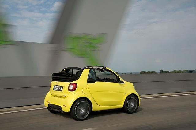 Für den Antrieb sorgt ein Dreizylinder-Turbo