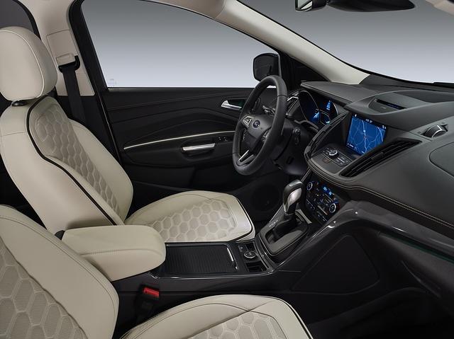 Dank edler Lederbezüge bietet der Ford Kuga Vignale besonders viel Behaglichkeit