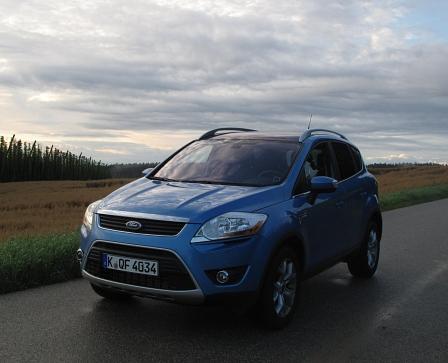 Mazda CX-7 2.2 CD / Ford Kuga 2.0 TDCi