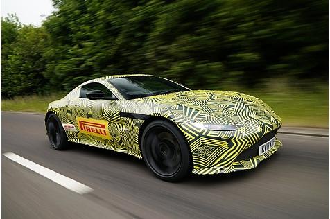 Aston Martin Vantage 2018 - Basistriebwerk ist ein Vierliter-V8 aus dem Mercedes AMG GT