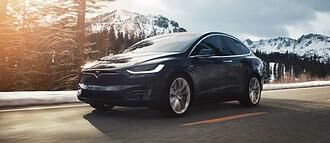 Tesla Model X  - Chinesen hacken Software 