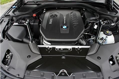 Der Sechszylinder Diesel hat 265 PS