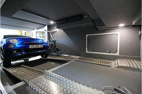Ein Blick in eine fahrende Garage für 318.294 Euro.