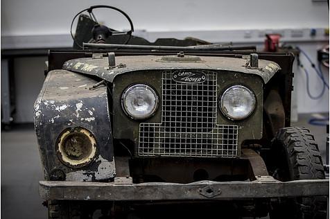 Auch dieses Auto wird restauriert