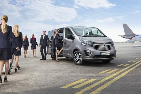 Opel Vivaro Tourer und Combi+  - Für Geschäft und Arbeit 