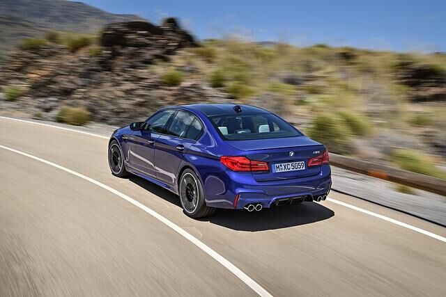 Erstmals kommt der M5 mit Allrad