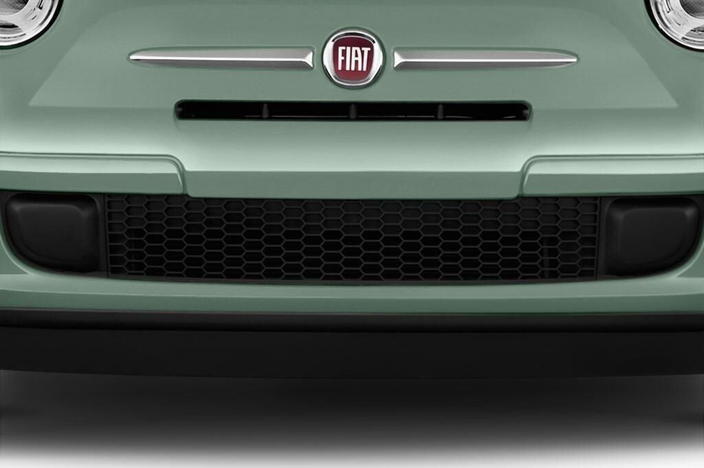 FIAT 500 (Baujahr 2014) Pop 3 Türen Kühlergrill und Scheinwerfer