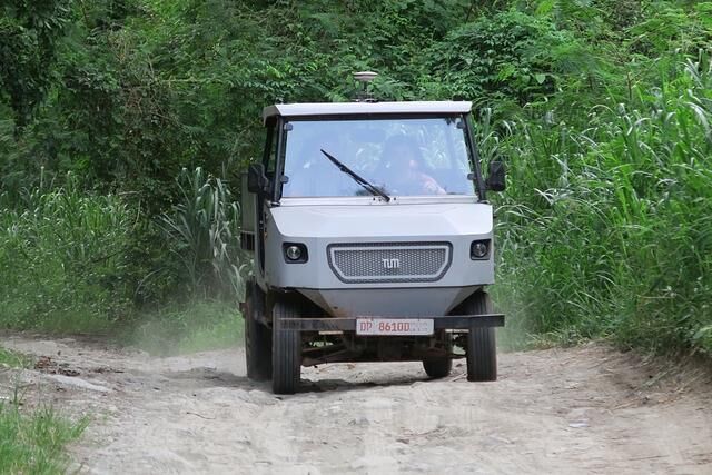 TU München aCar - Härtetest in Ghana