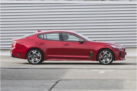 Kia Stinger GT4 AWD - der Radstand beträgt 2,91 Meter