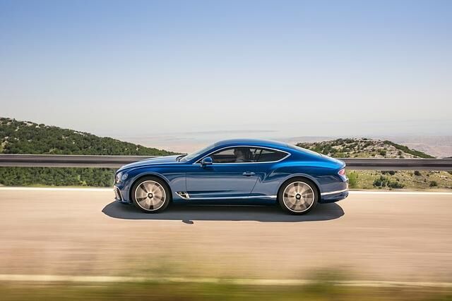 Zwar will der neue Continental GT sportlicher sein als je zuvor. Doch der Luxus bleibt dabei nicht auf der Strecke
