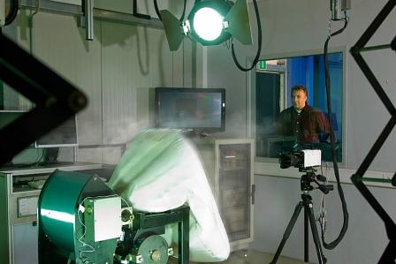 Highspeed-Kameras liefern exakte Daten.