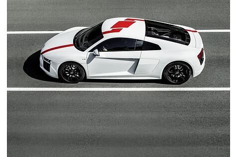 Der Audi R8 V10 RWS ist als Coupé maximal 320 km/h schnell
