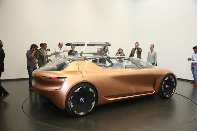 Als Antrieb dient dem Symbioz ein 500 kW/680 PS starker Elektromotor