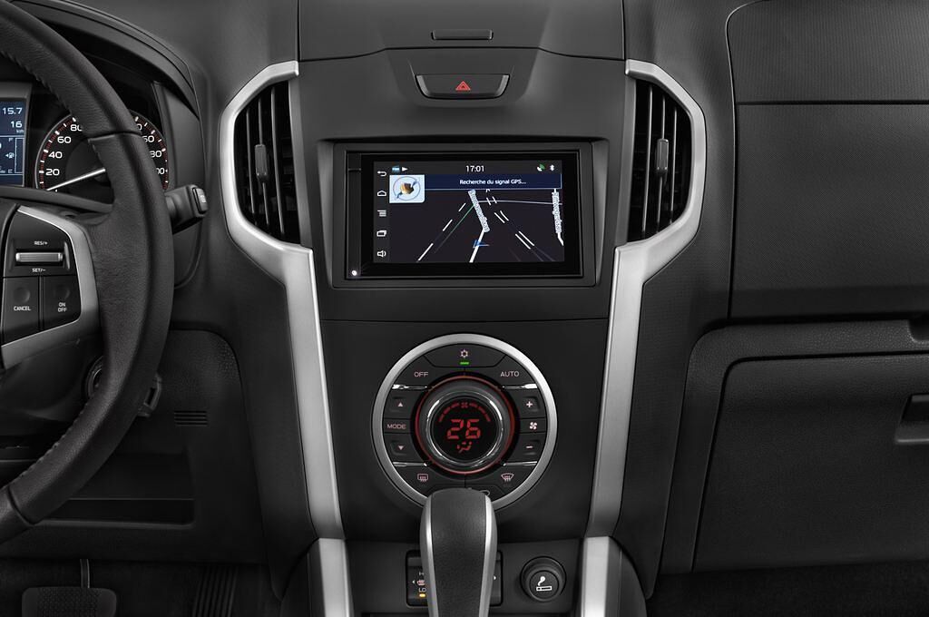 Isuzu D-Max (Baujahr 2015) Premium 4 Türen Mittelkonsole