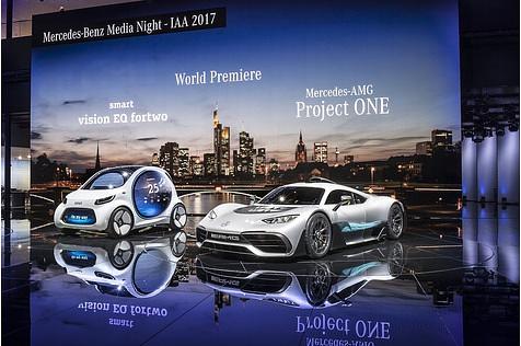 Mercedes auf der IAA 2017 - Smart trifft Formel-1