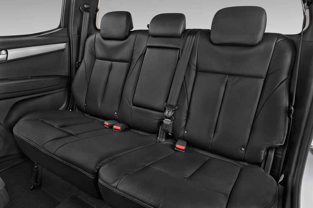 Isuzu D-Max (Baujahr 2015) Premium 4 Türen Rücksitze