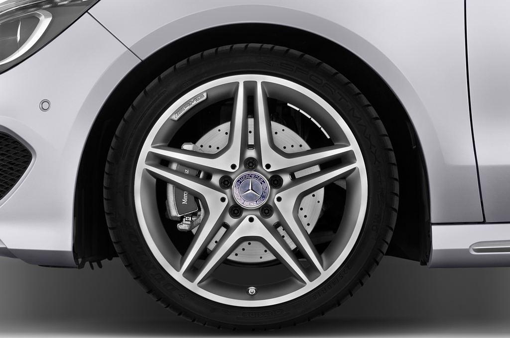 Mercedes CLA (Baujahr 2015) Amg Line 5 Türen Reifen und Felge