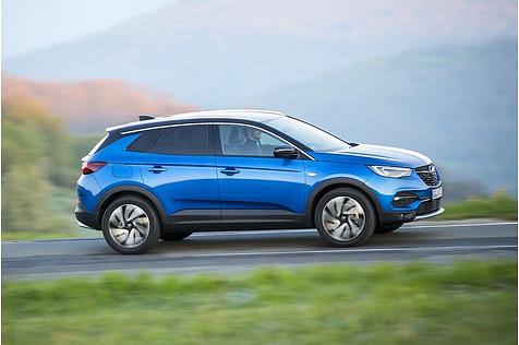 Der Opel Grandland X ist 4,48 Meter lang