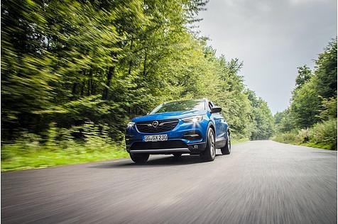 Der Opel Crossland Diesel braucht im Schnitt 4,3 Liter Diesel pro 100 Kilometer