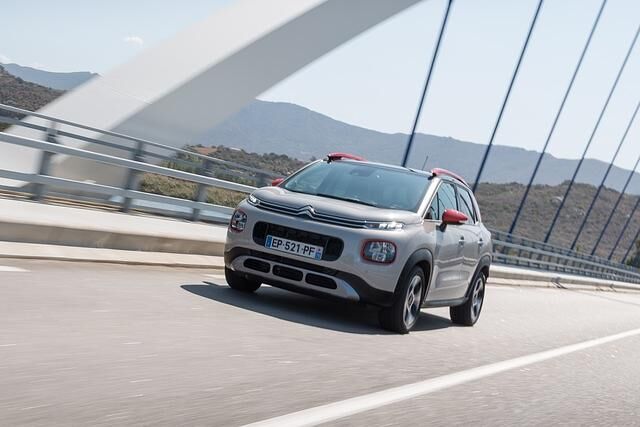 Die Preise für diese Mischung aus SUV und Van starten bei 15.290 Euro