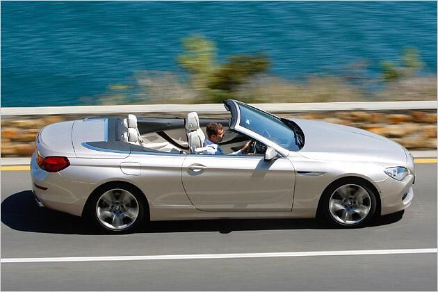 Die Seitenlinie des neuen 6er Cabrio wirkt sehr gestreckt